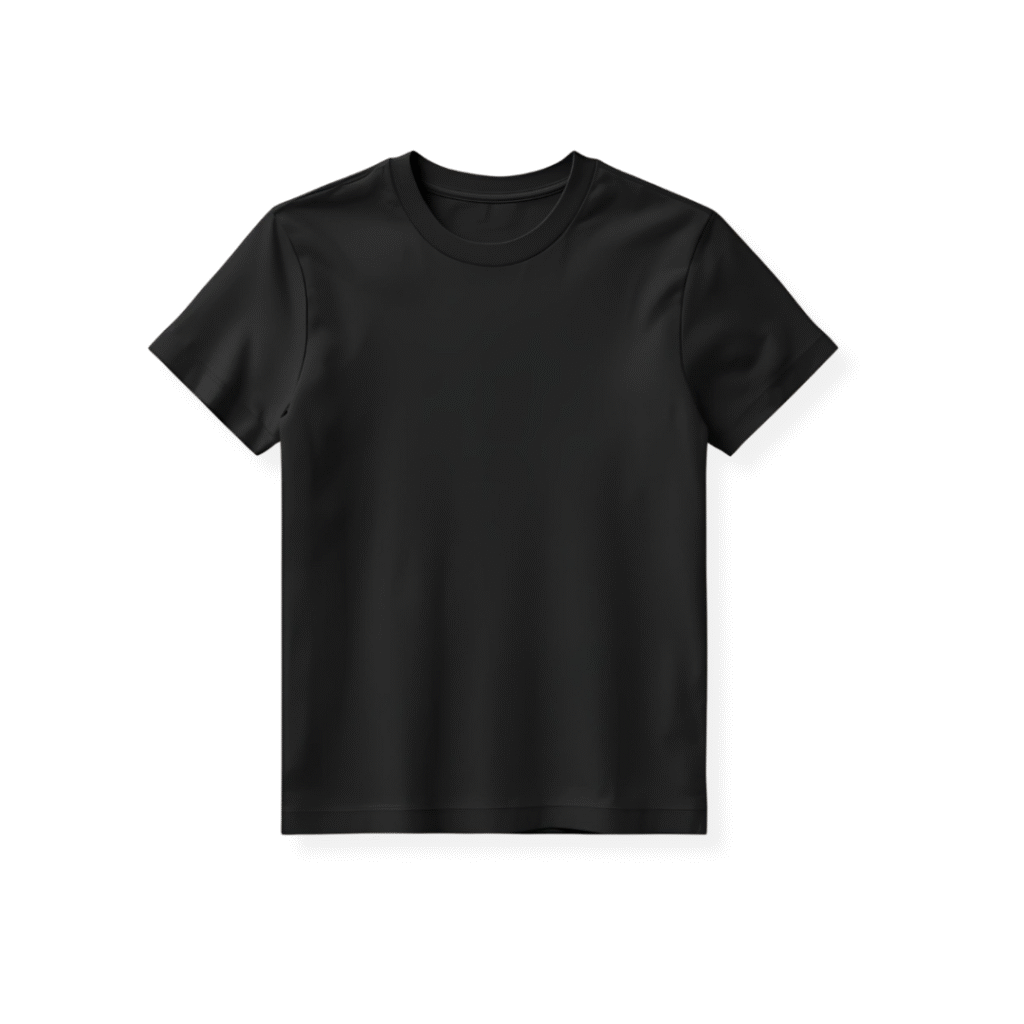 Mockup de camiseta preta básica de gola redonda e manga curta com fundo transparente, ideal para personalização e criação de uniformes na Maximus Print.
